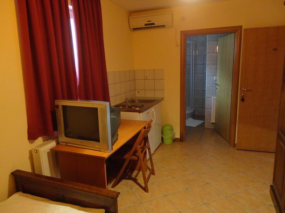 Bed and Breakfast Prenociste "Magnus" Slavonski Brod Esterno foto