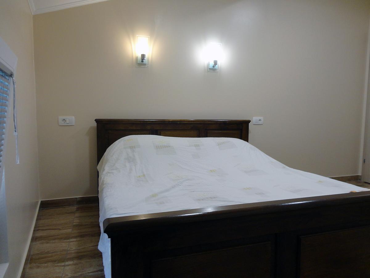 Bed and Breakfast Prenociste "Magnus" Slavonski Brod Esterno foto