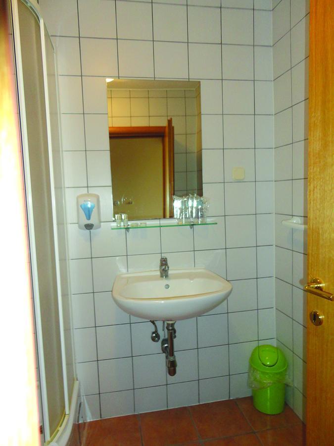 Bed and Breakfast Prenociste "Magnus" Slavonski Brod Esterno foto