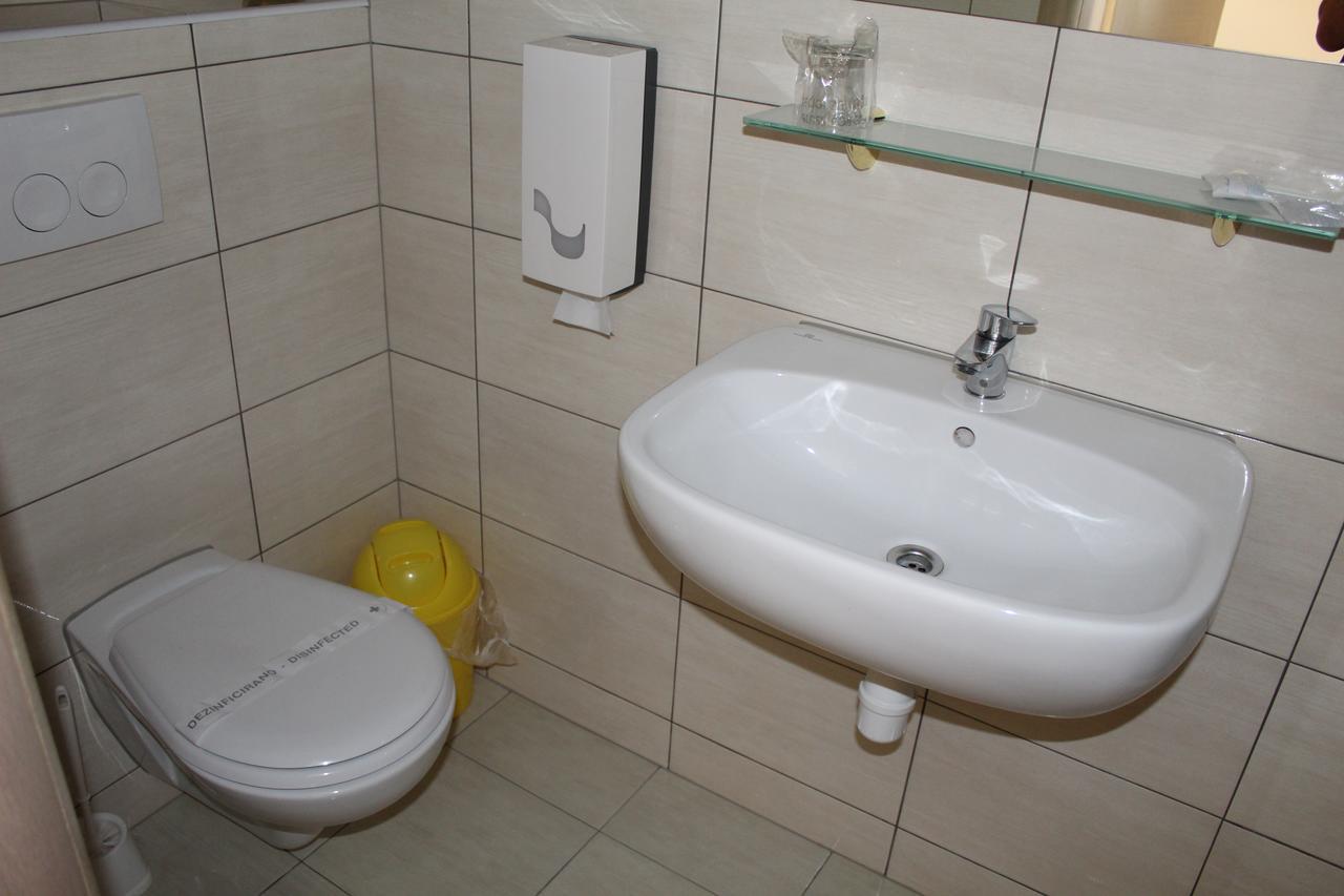 Bed and Breakfast Prenociste "Magnus" Slavonski Brod Esterno foto