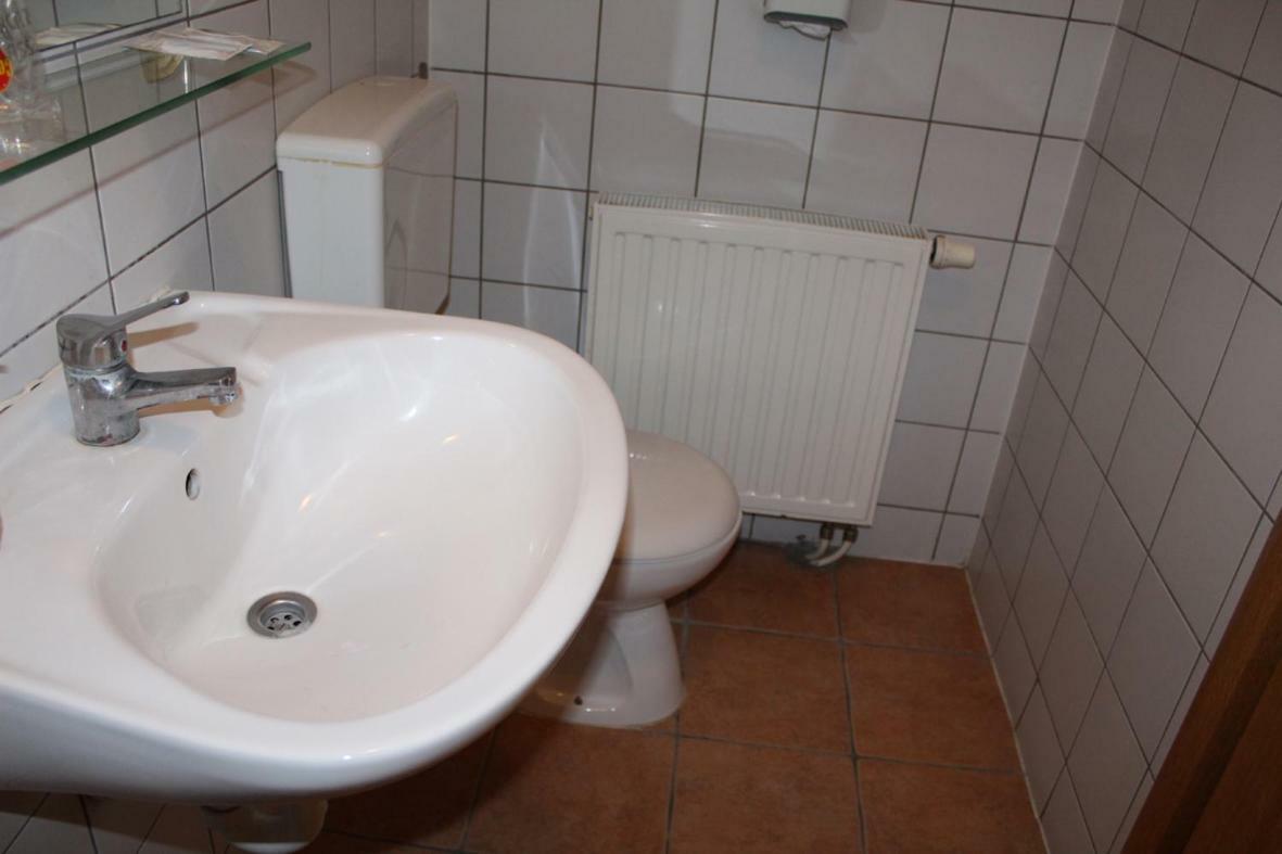 Bed and Breakfast Prenociste "Magnus" Slavonski Brod Esterno foto