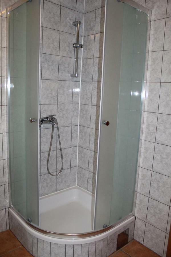 Bed and Breakfast Prenociste "Magnus" Slavonski Brod Esterno foto